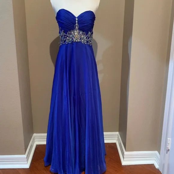GG designs | Dresses | Electric Blue Gown | Poshmark